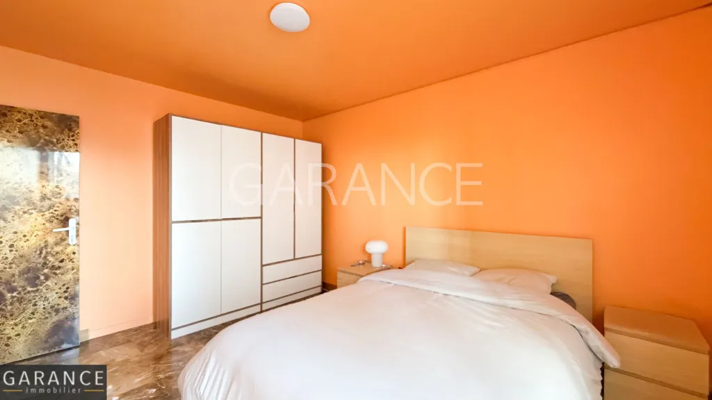 Magamistoad - Top-Floor Apartment with Balcony in Paris