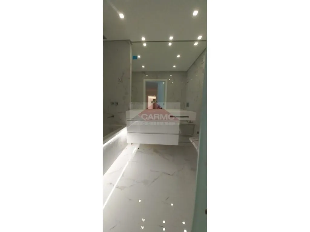 Bathrooms - Luxury T3 Flat with Solar Panels in Montijo