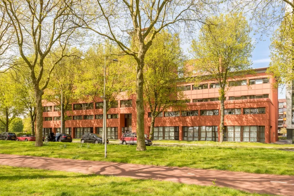 Extérieur - Furnished Studio with Balcony in Rotterdam Vreewijk