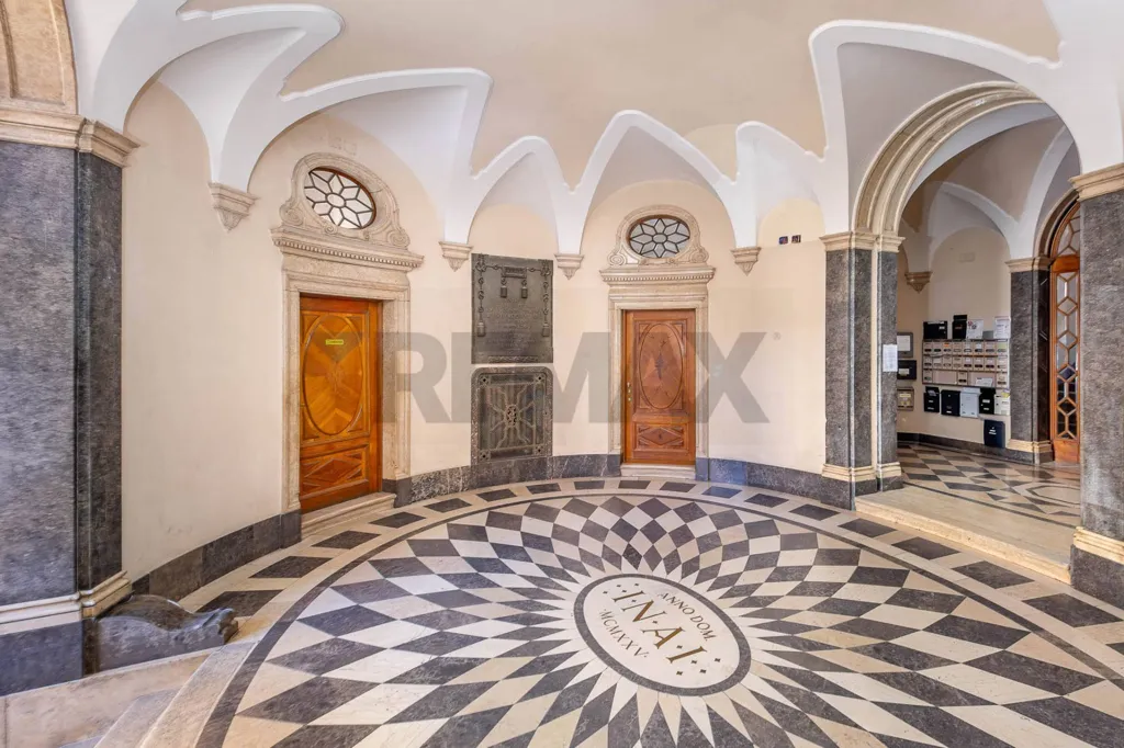 hallway_entrance