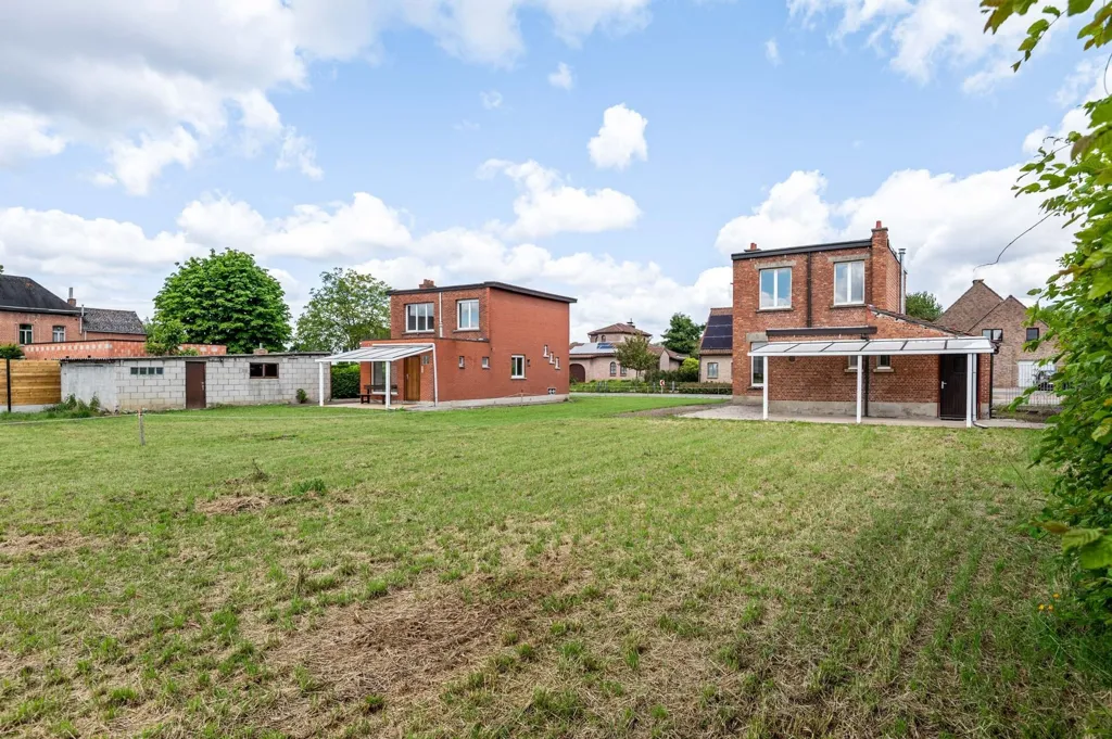 Aed - Open-Plan House with Green View in Vremde