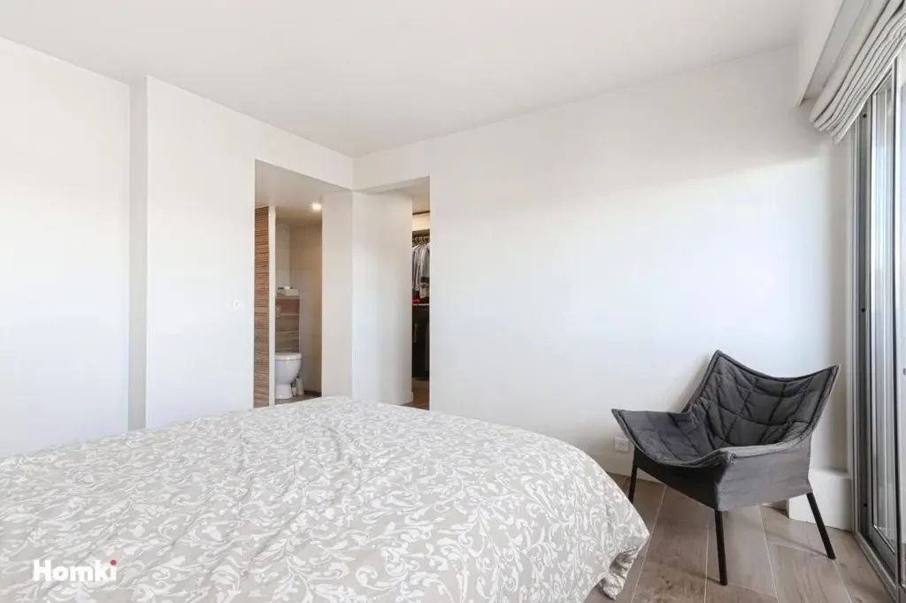 Magamistoad - Renovated Apartment with Panoramic View in Nice