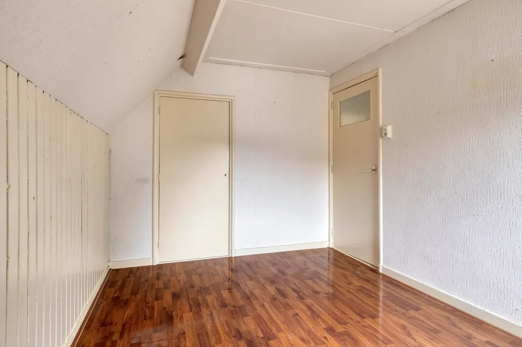 5-room house in Nieuw-vossemeer