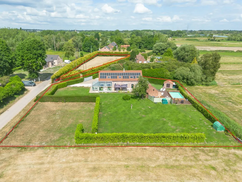 Õhuvaade - Renovated Country House with Spa in Willebroek