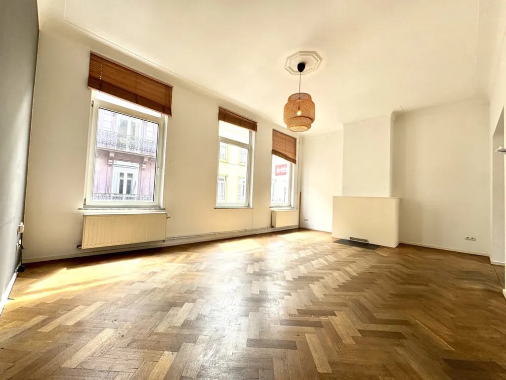 Soggiorno - Triplex with Terrace in Ixelles, Brussels