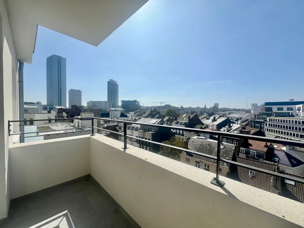 Rõdu - Penthouse with Terrace in Brussels Centre
