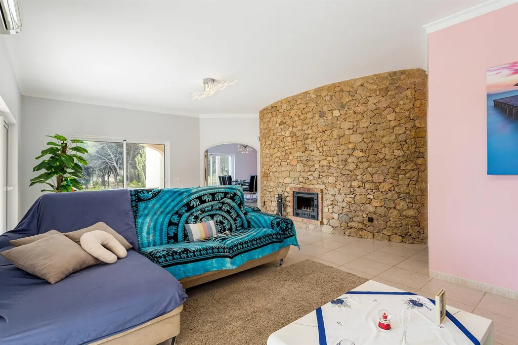 Living Room - Detached House with Pool in Loulé, Portugal