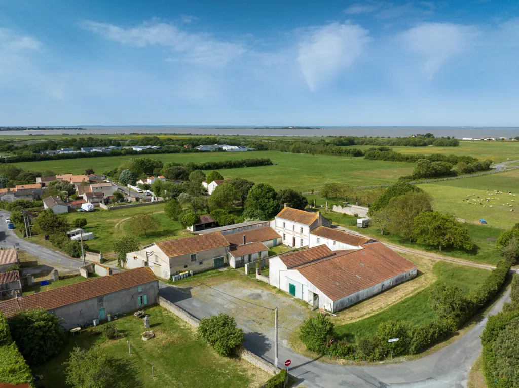 Õhuvaade - Character House with Sea Proximity in Fouras