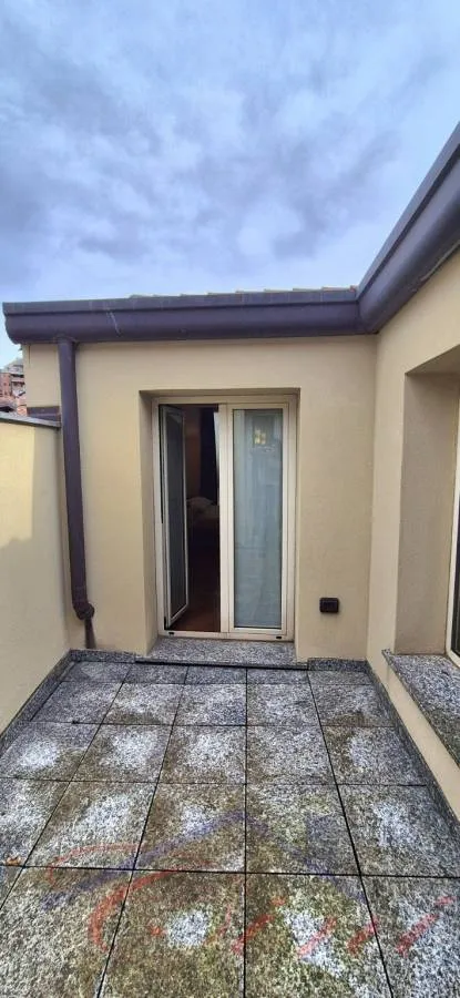 Terrass - Modern Apartment with Terraces in Lecco Centre