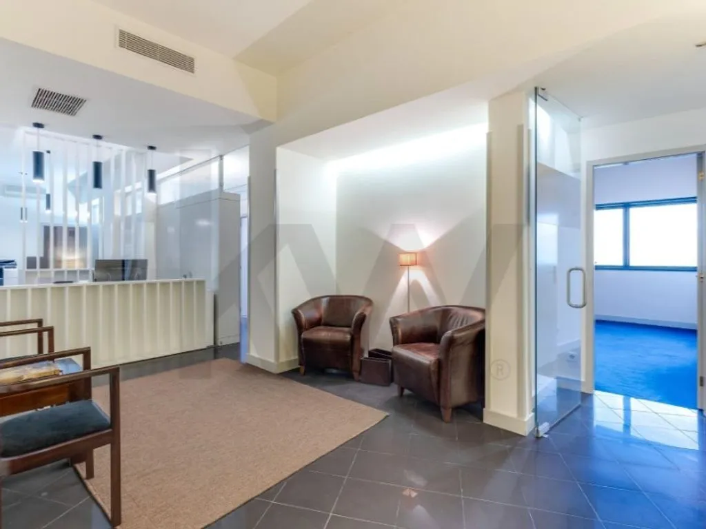 Esik - Luxury Office Space in Porto's City Centre