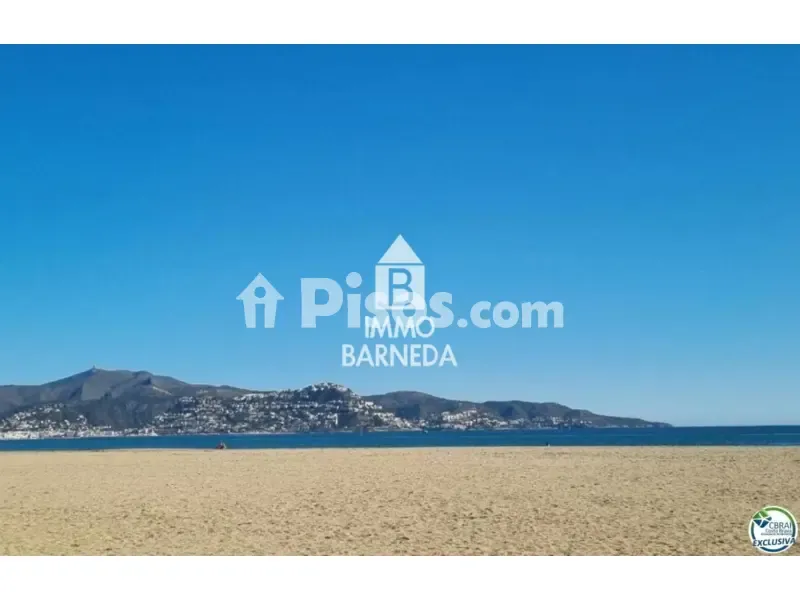 Bright Studio with Sea View in Empuriabrava