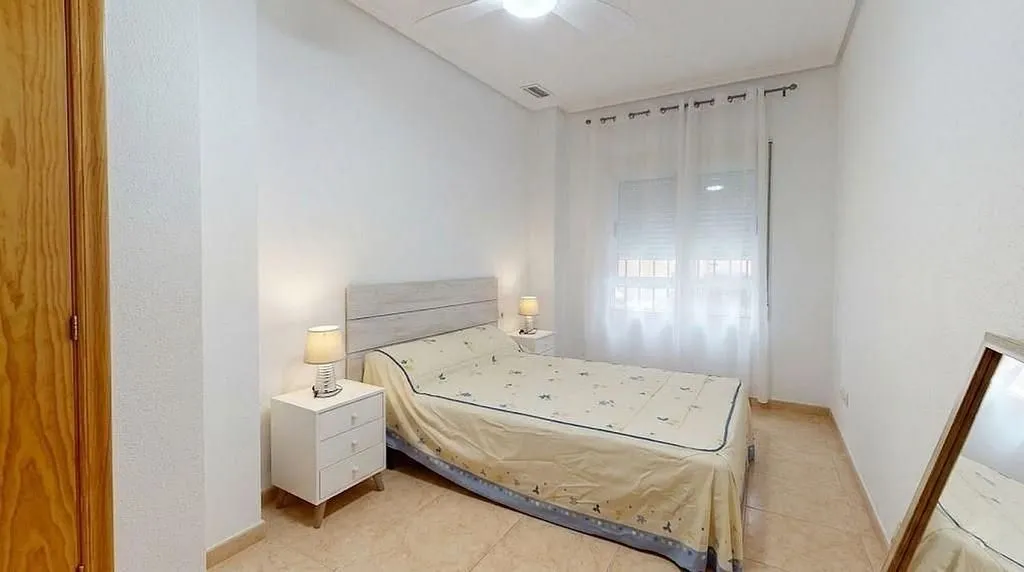 Magamistoad - Ground Floor Chalet with Garage in Almoradí