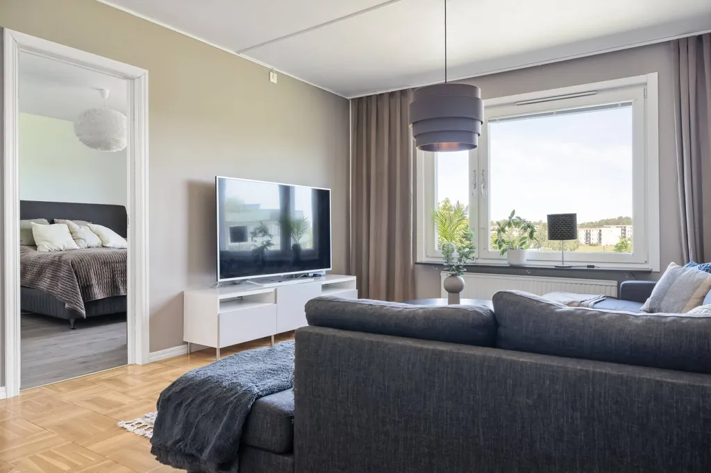 Living Room - Apartment with Balcony in Vilbergen, Norrköping