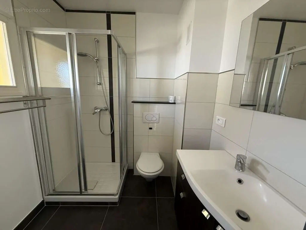 Salles de bain - Appartement avec Balcon Sud à Colmar