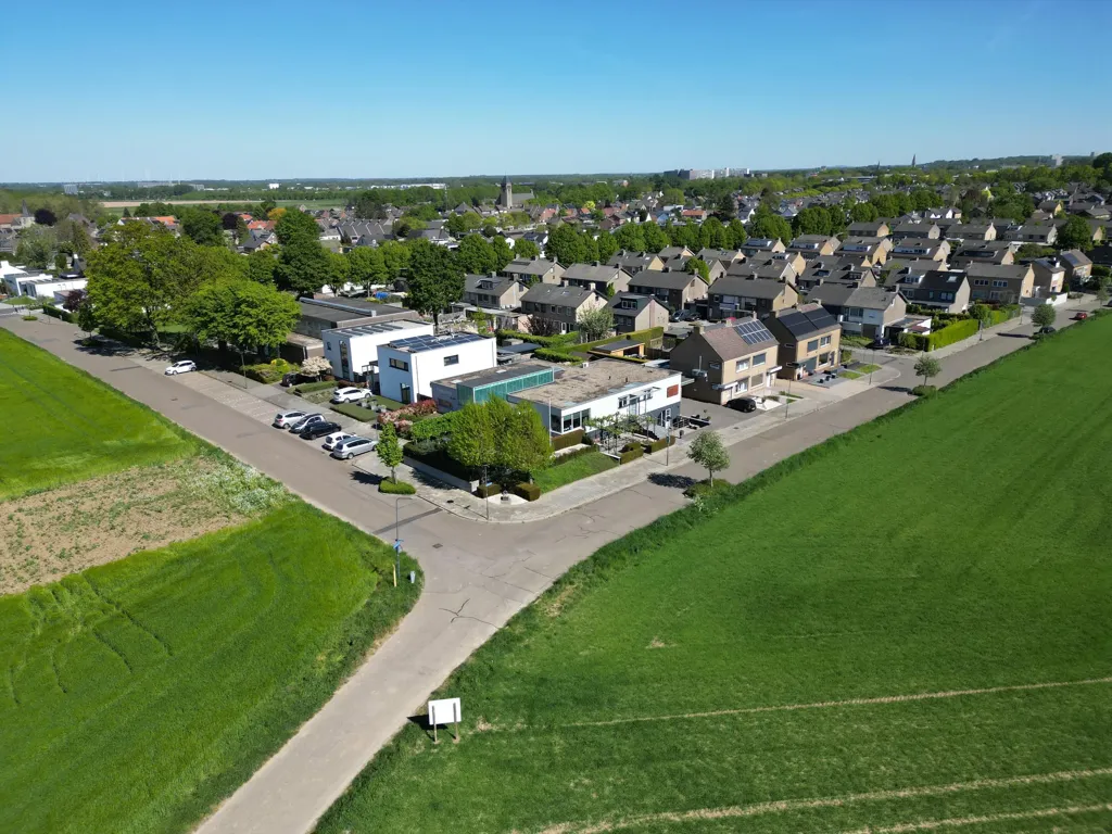 Vue aérienne - Multifunctional House with Field Views in Limbricht