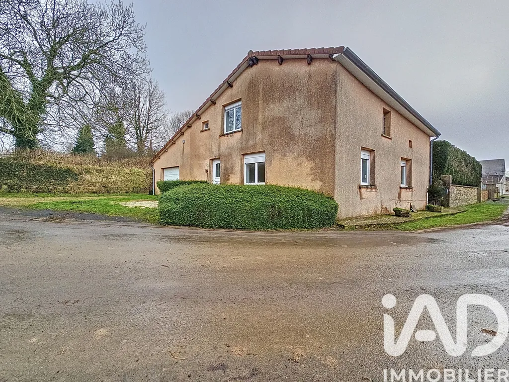 Exterior - Charming House with Garden in Cernion