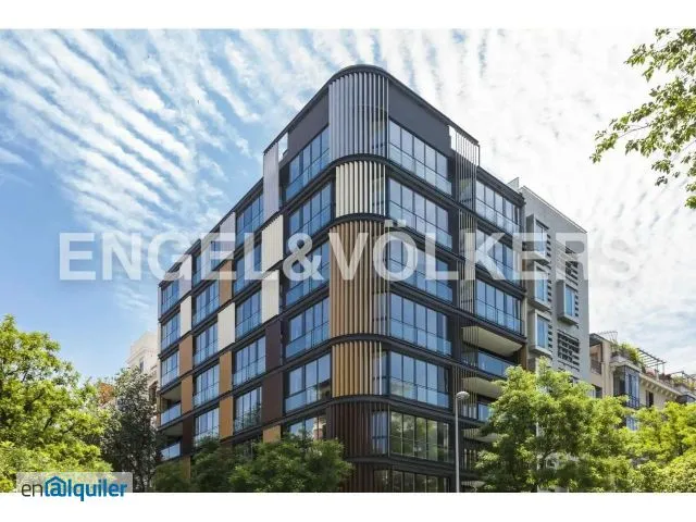 Välivaade - Loft-Style Flat with Rooftop Pool in Chamberí