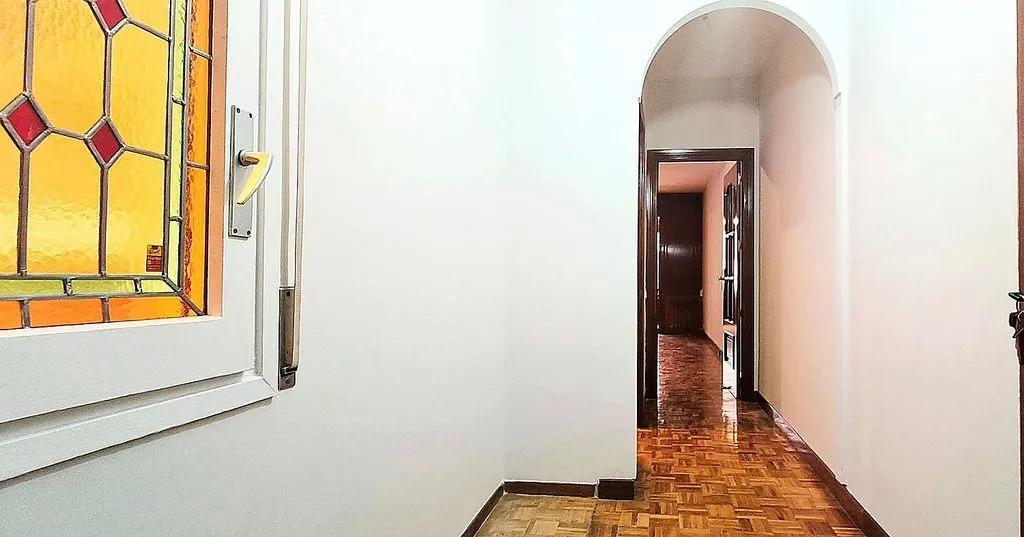 hallway_entrance