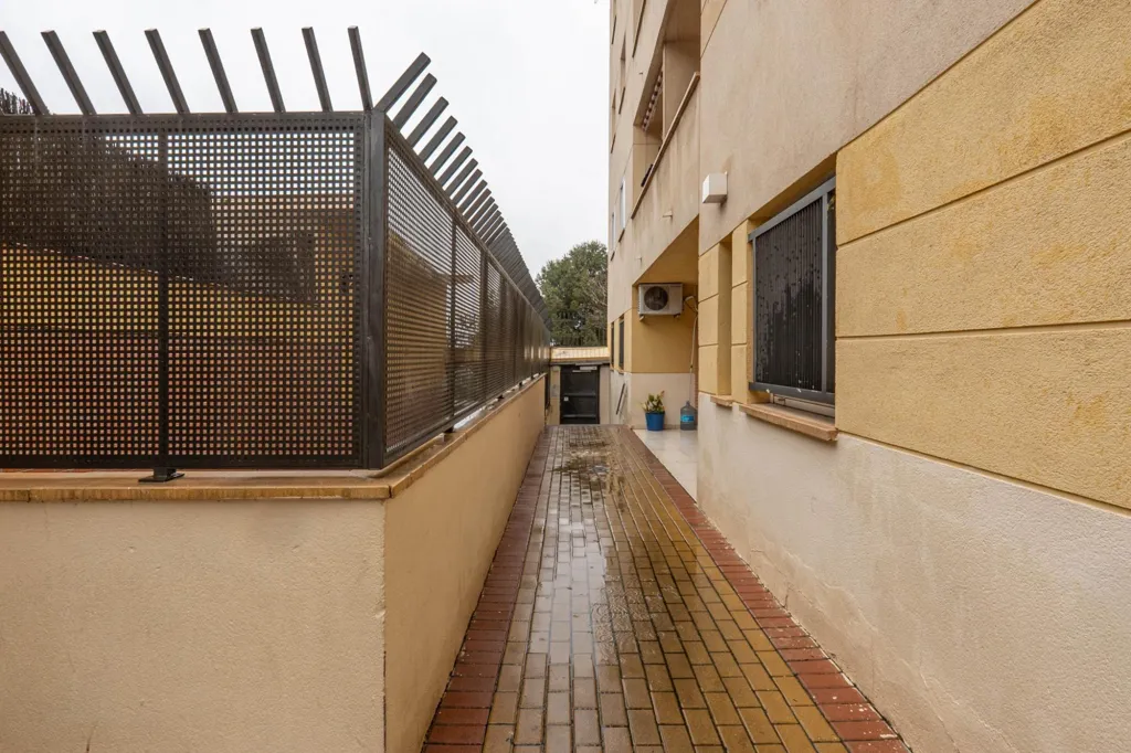 Aed - Duplex with Garage in Alcalá la Real, Granada
