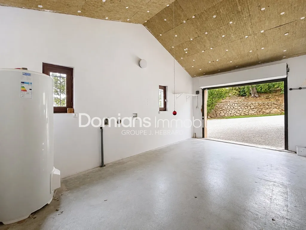 Garage - Maison Luxueuse avec Vue Panoramique sur le Canigou à El Voló