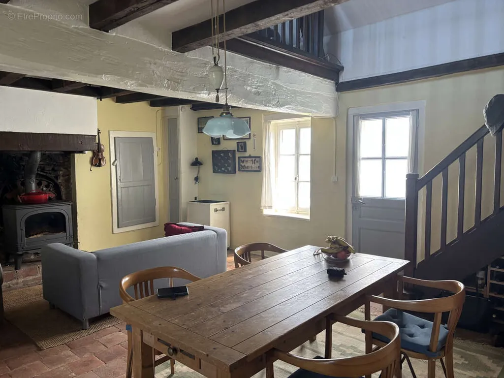 Salle à manger - Fermette avec deux logements et jardin à Laféline