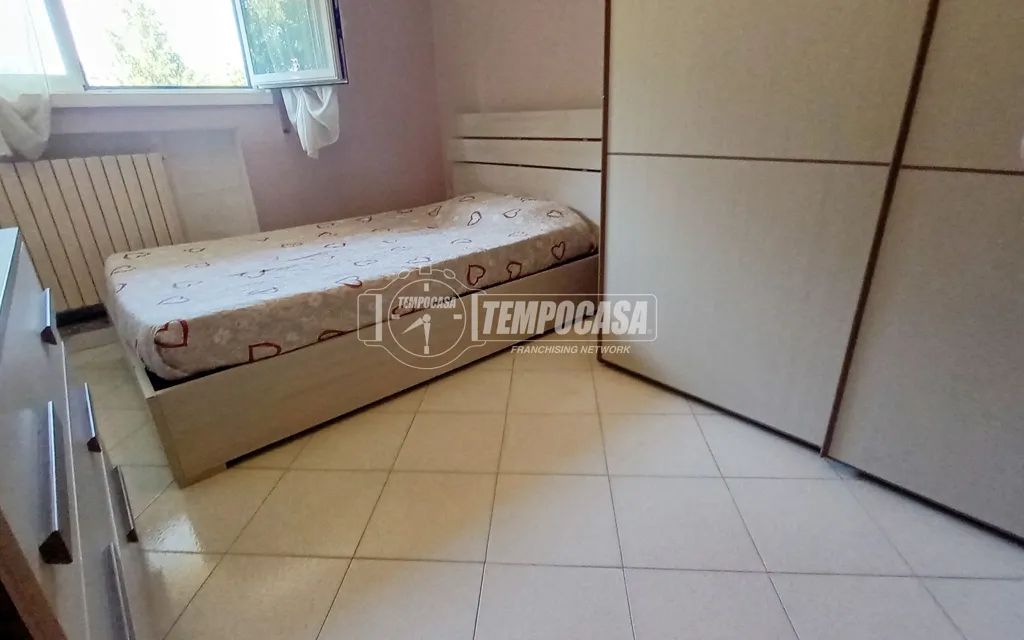 Chambres - Spacious 3-Bedroom Apartment in Cesate