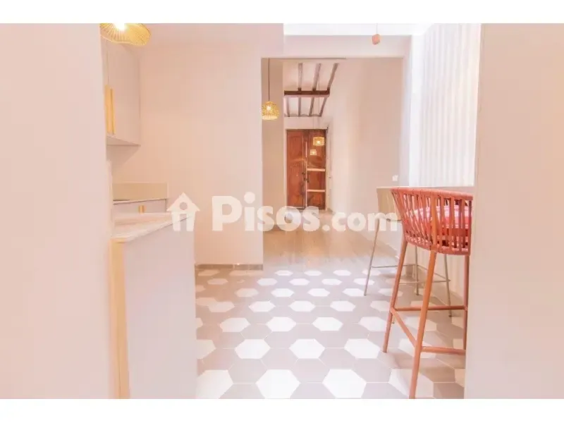 Sala da pranzo - Traditional Chalet with Balcony in Burriana