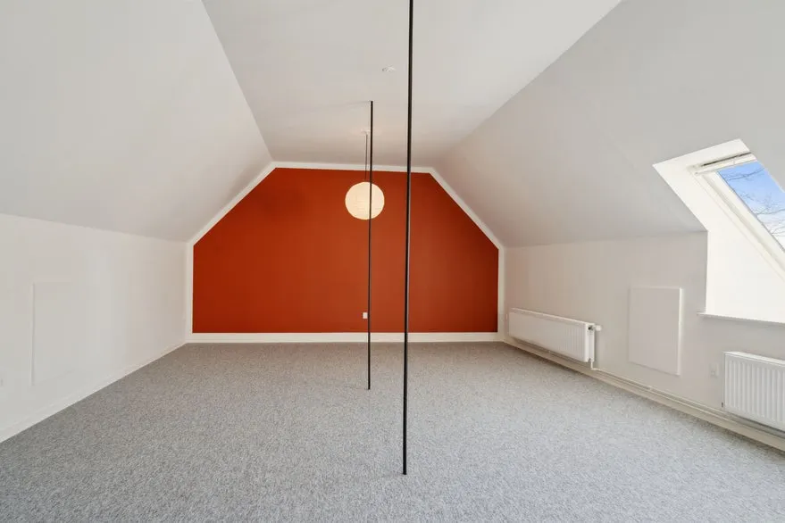 Pièces - Office Space with Parking on Svendborgvej, Odense