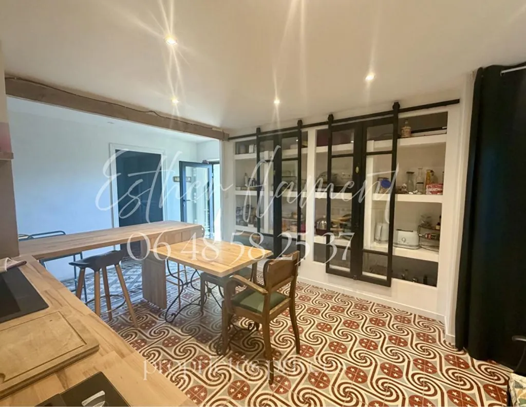 Sala da pranzo - Characterful House with Pool in Rousson