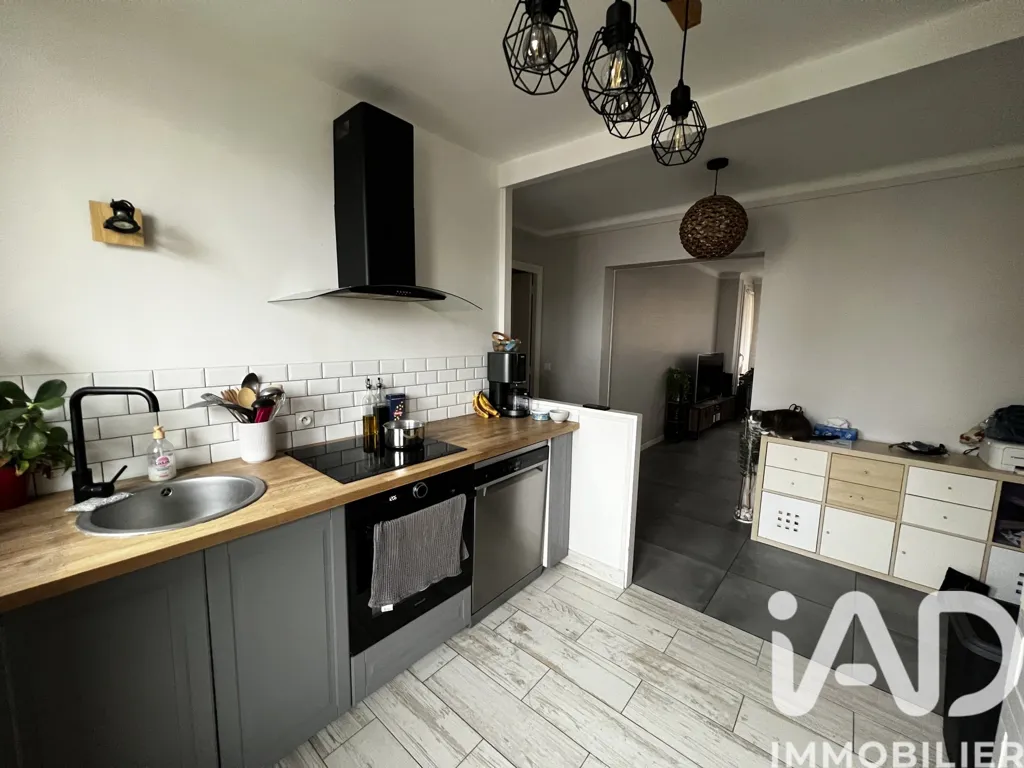Cuisine - Appartement avec Balcon à Montmorency