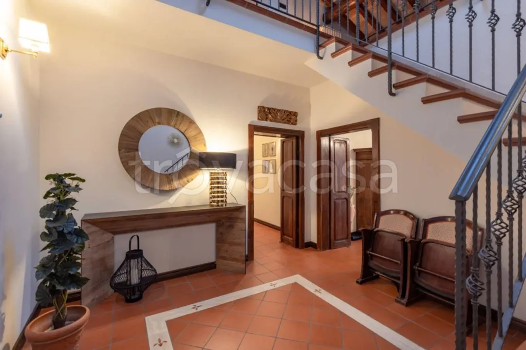 Pièces - Prestigious Apartment with Piazza View in Fano
