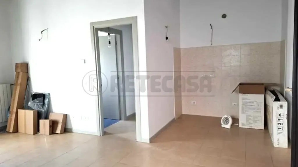 Pièces - Studio Apartment with Parking in Bondeno