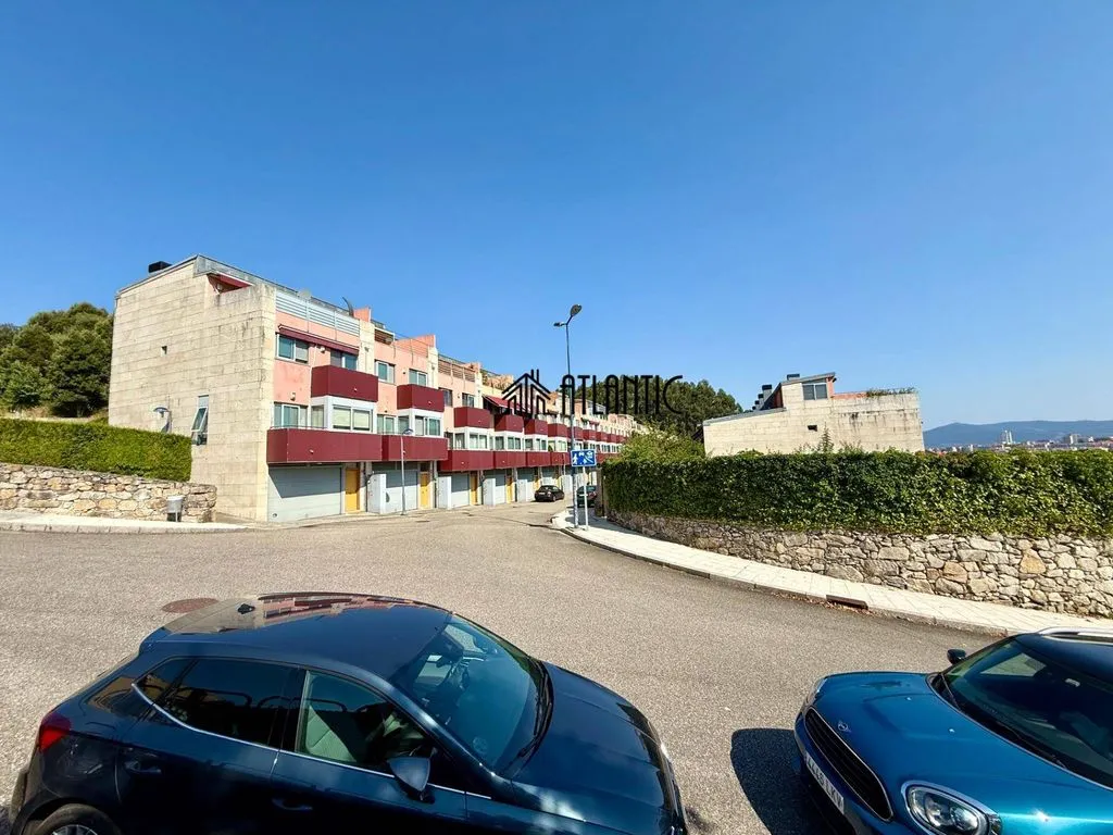 Välivaade - Development Land with Hórreo in Vigo