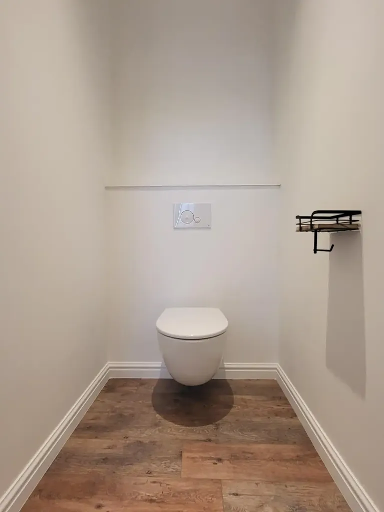 Bagni - Fully Renovated House with Terrace in Brakel