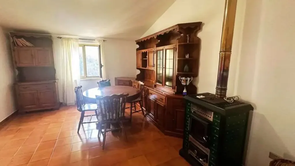 Salle à manger - Rustic Apartment with Sea View in Bonifati