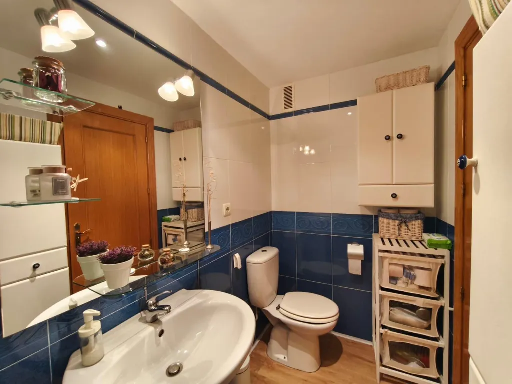 Salles de bain - Spacious Apartment with Balcony in Castelló