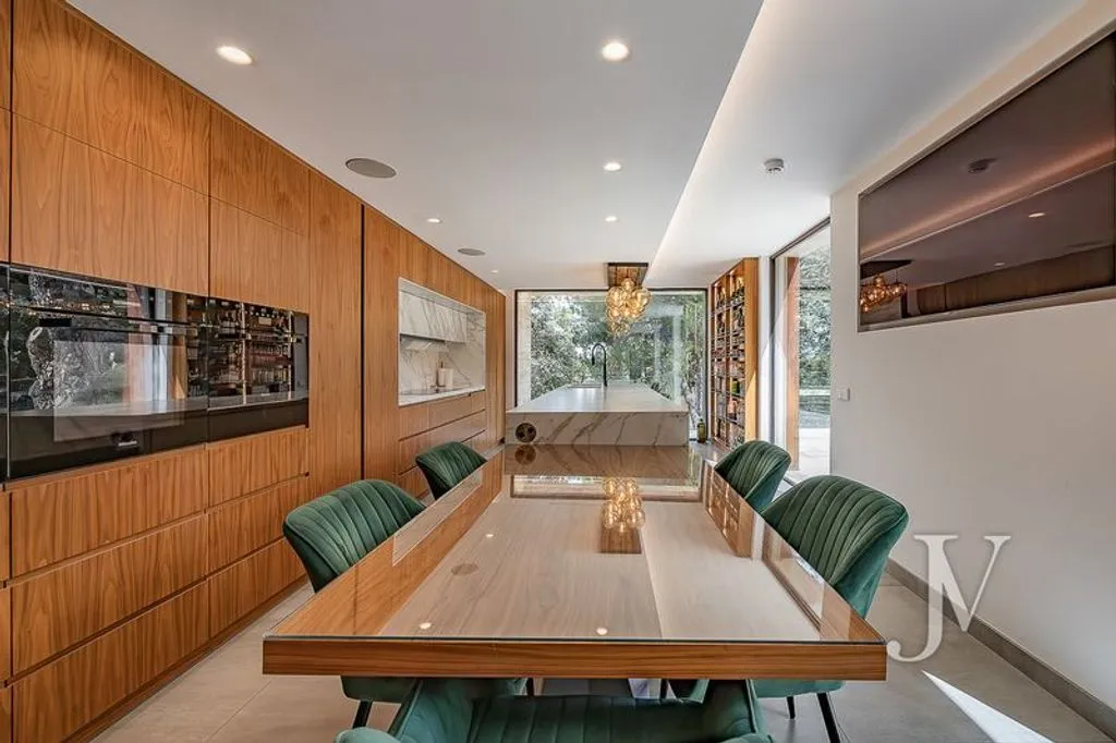 Söögituba - Luxury Villa with Pool in Montealina, Madrid
