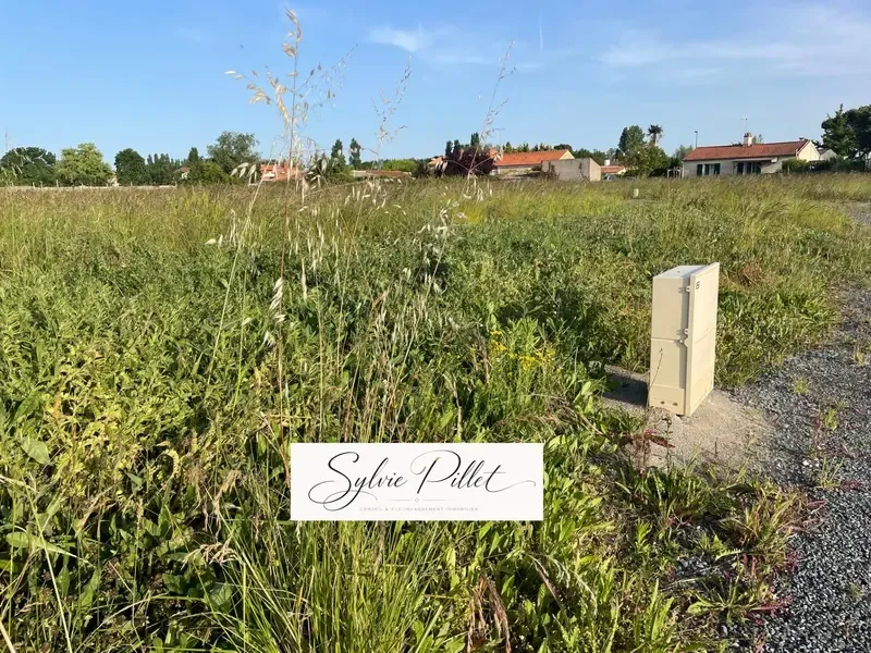 Jardin - Terrain Viabilisé à Bâtir à Puyravault