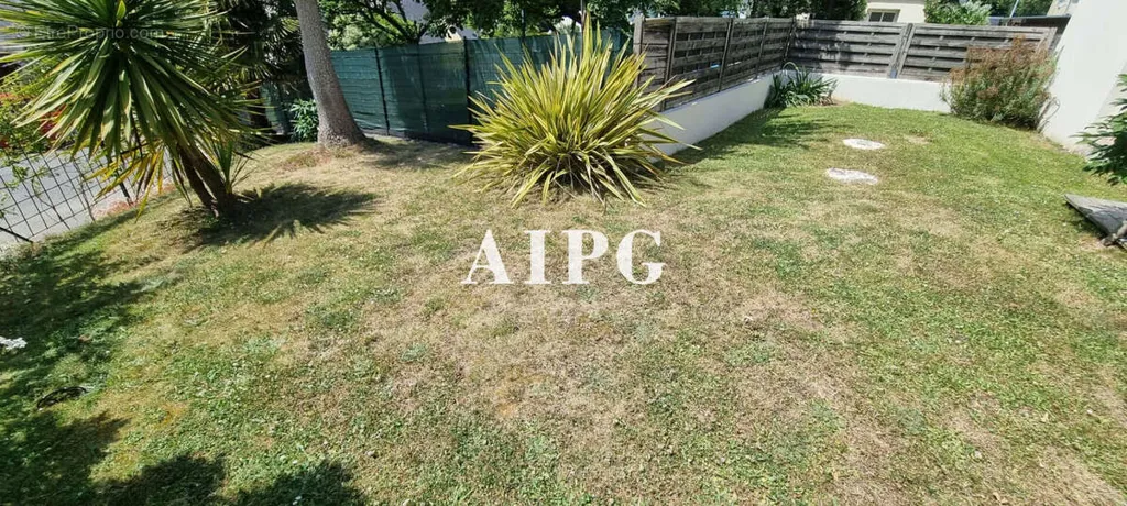 Giardino - Recent House with Garden near Binic Beach