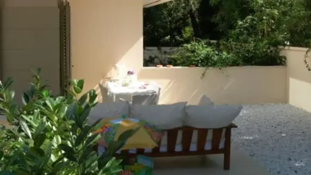 Terrass - Maisonette with Private Garden in Soliera