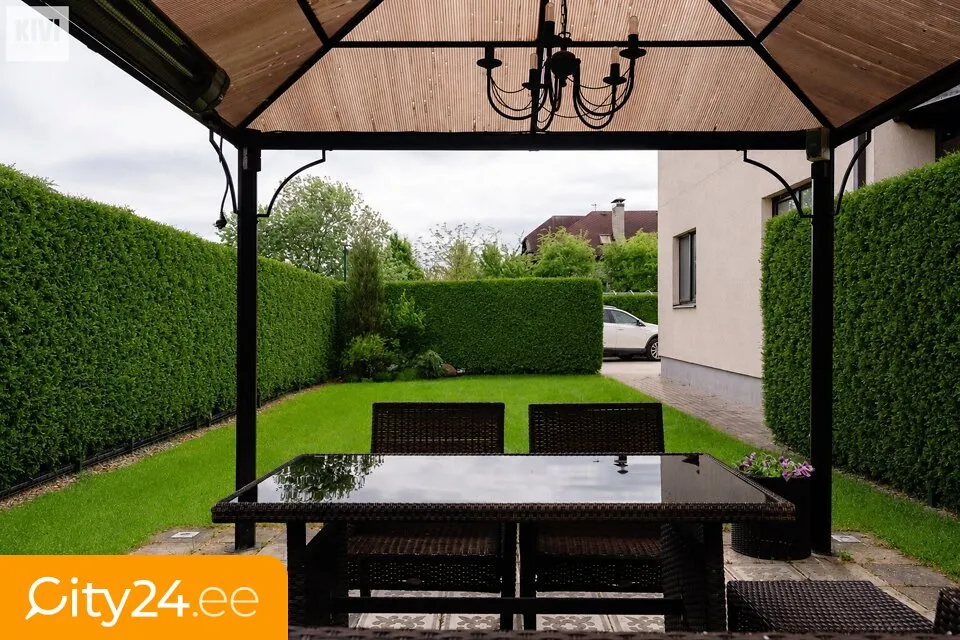 Terrazza - Apartment with Private Garden in Dreiliņi, Riga