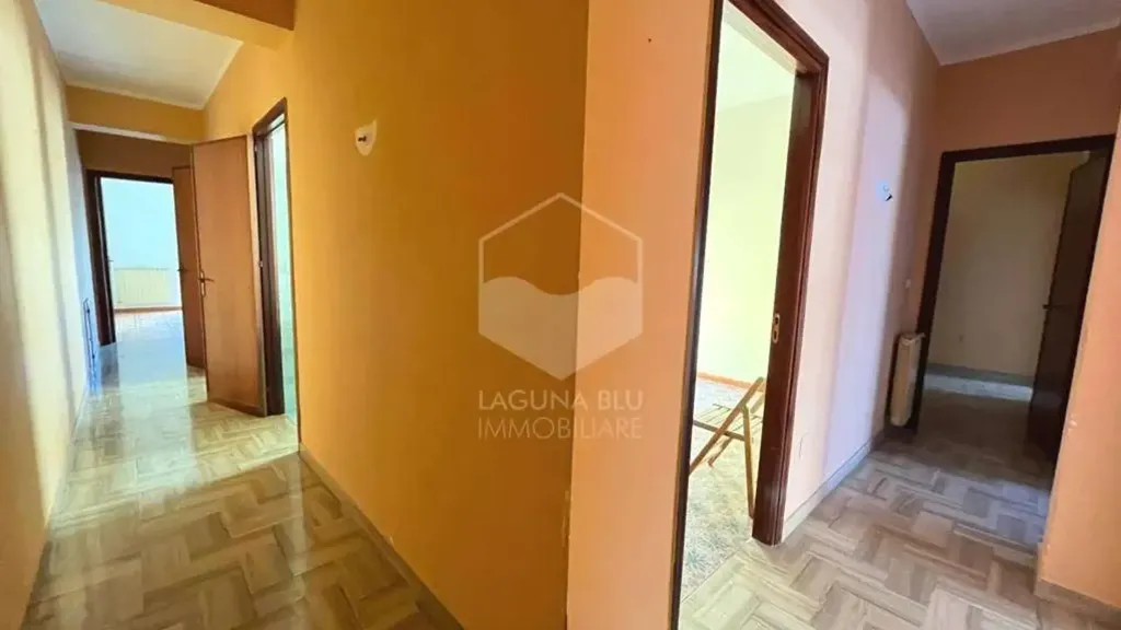 Entrée - Apartment with Balcony near Marsala Centre