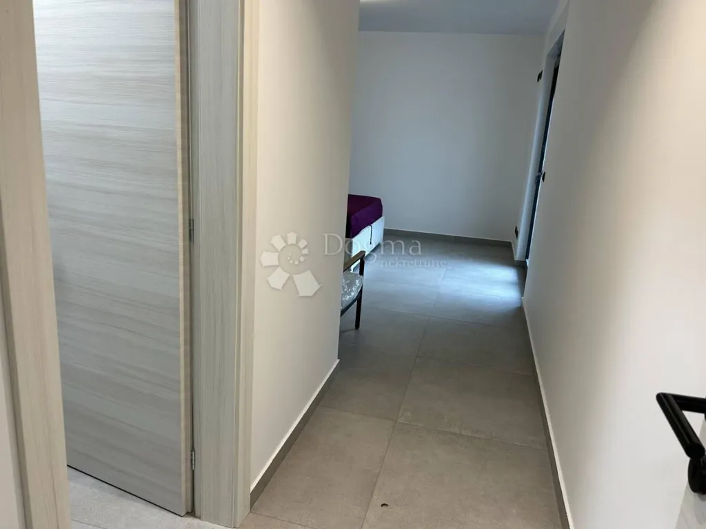 Hallway - Modern Ground Floor House with Garden in Kršan