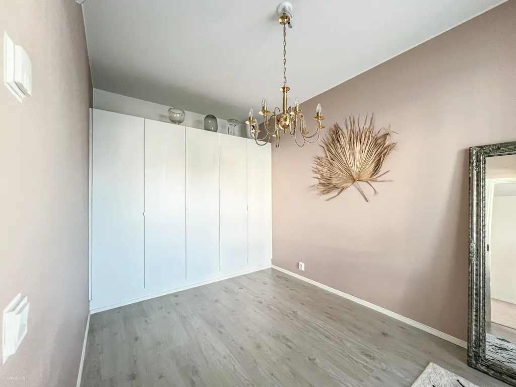 Pièces - Modern Apartment with Balcony in Niittykumpu, Espoo