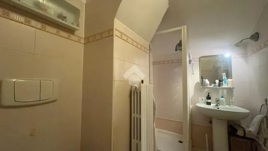 Salles de bain - Spacious Apartment with Balcony in Carmagnola