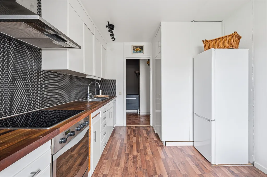 Cuisine - Apartment with Balcony in Uppsala's Tunabackar