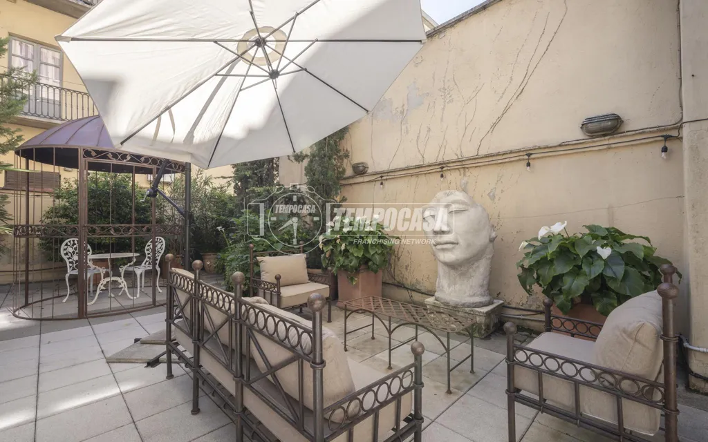 Terrass - Prestigious Apartment with Terrace in Torino