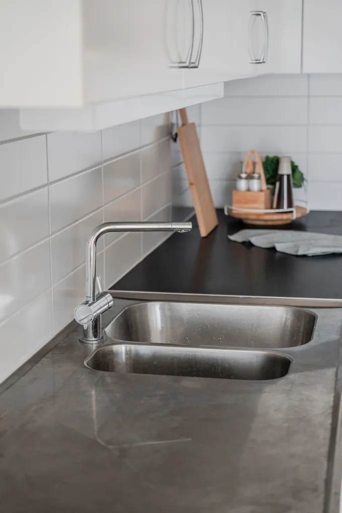 Cuisine - Apartment with Balcony in Sävja, Uppsala