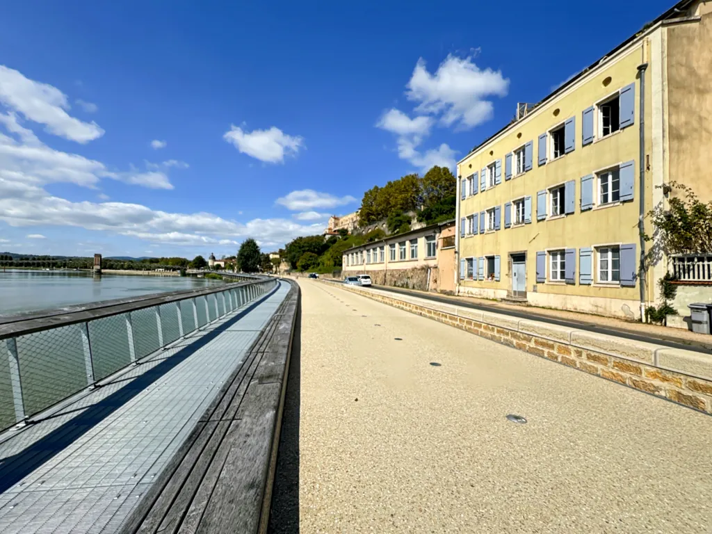 Välivaade - Studio with Saône View in Trévoux