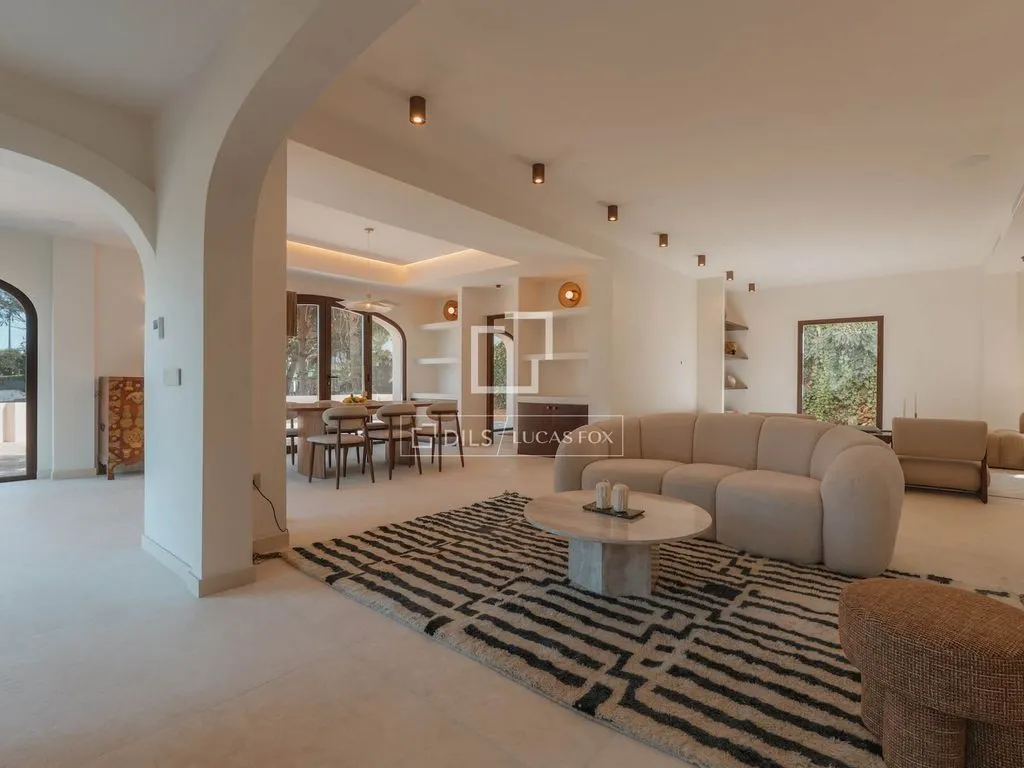 Elutuba - Mediterranean Villa with Pool in Javea
